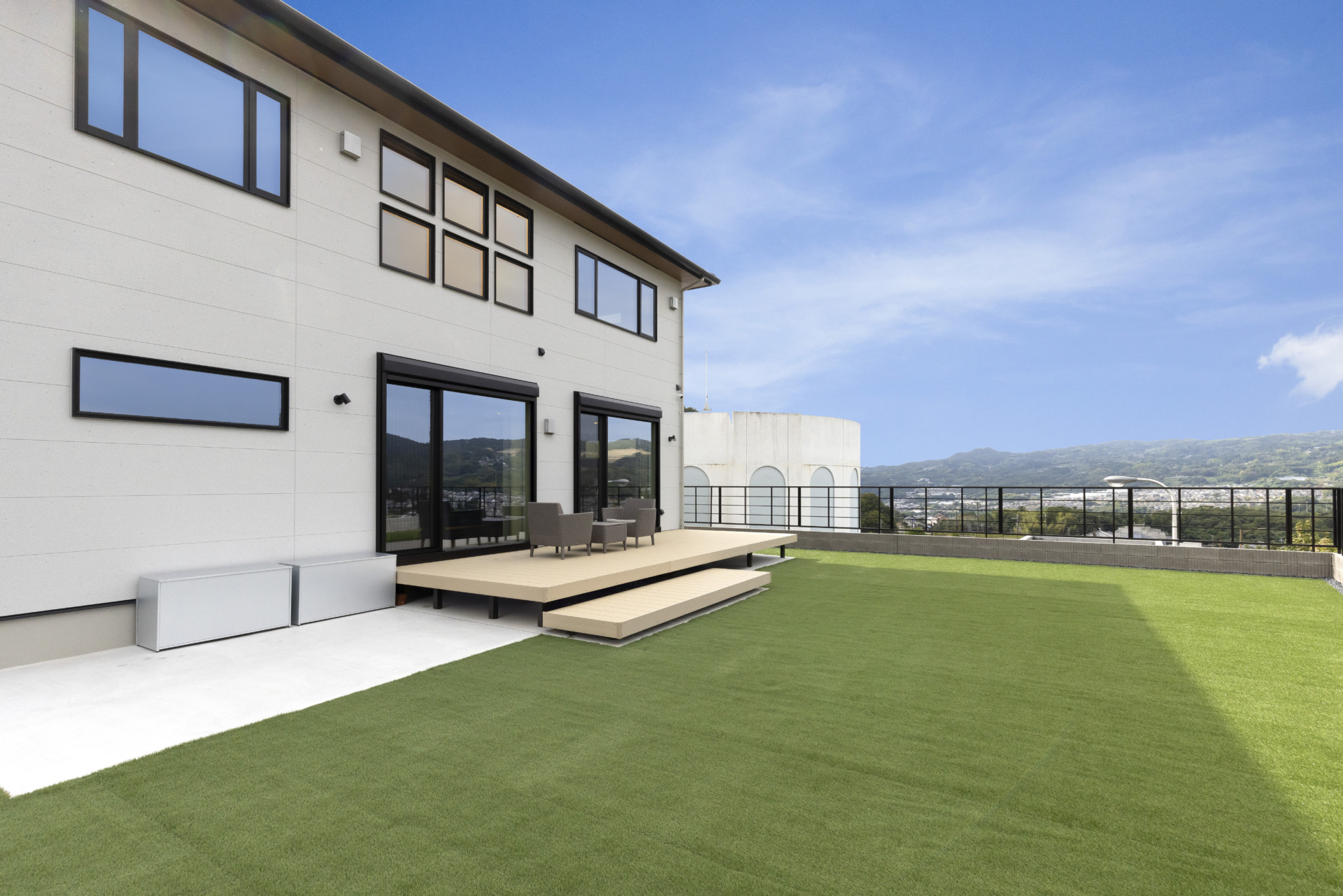 夫婦のあこがれが詰まった、開放感のあるトレンド満載の家の写真